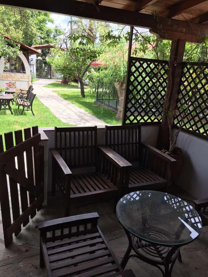 Oasis Aparthotel Skiathos Exterior photo